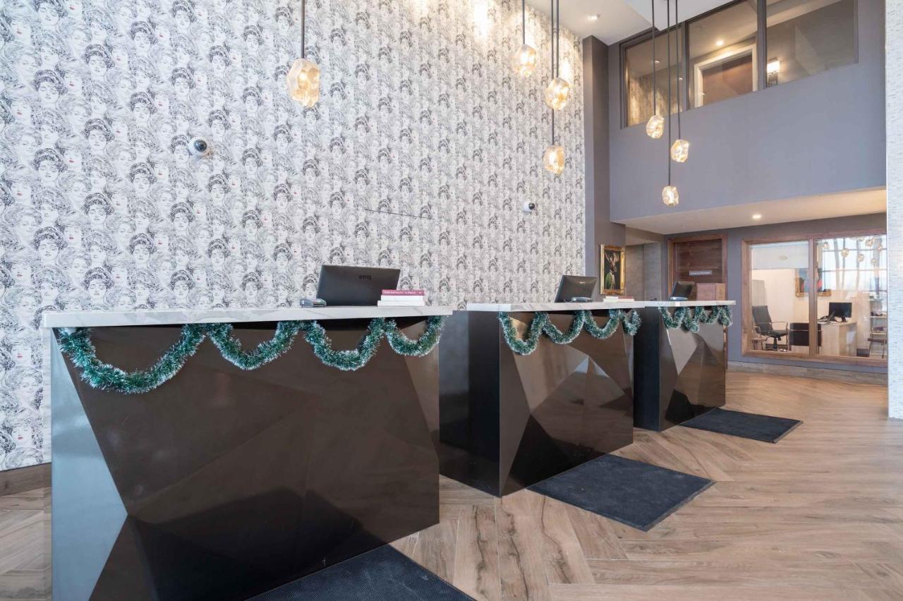 Sandman Signature Ottawa Airport Hotel Екстериор снимка