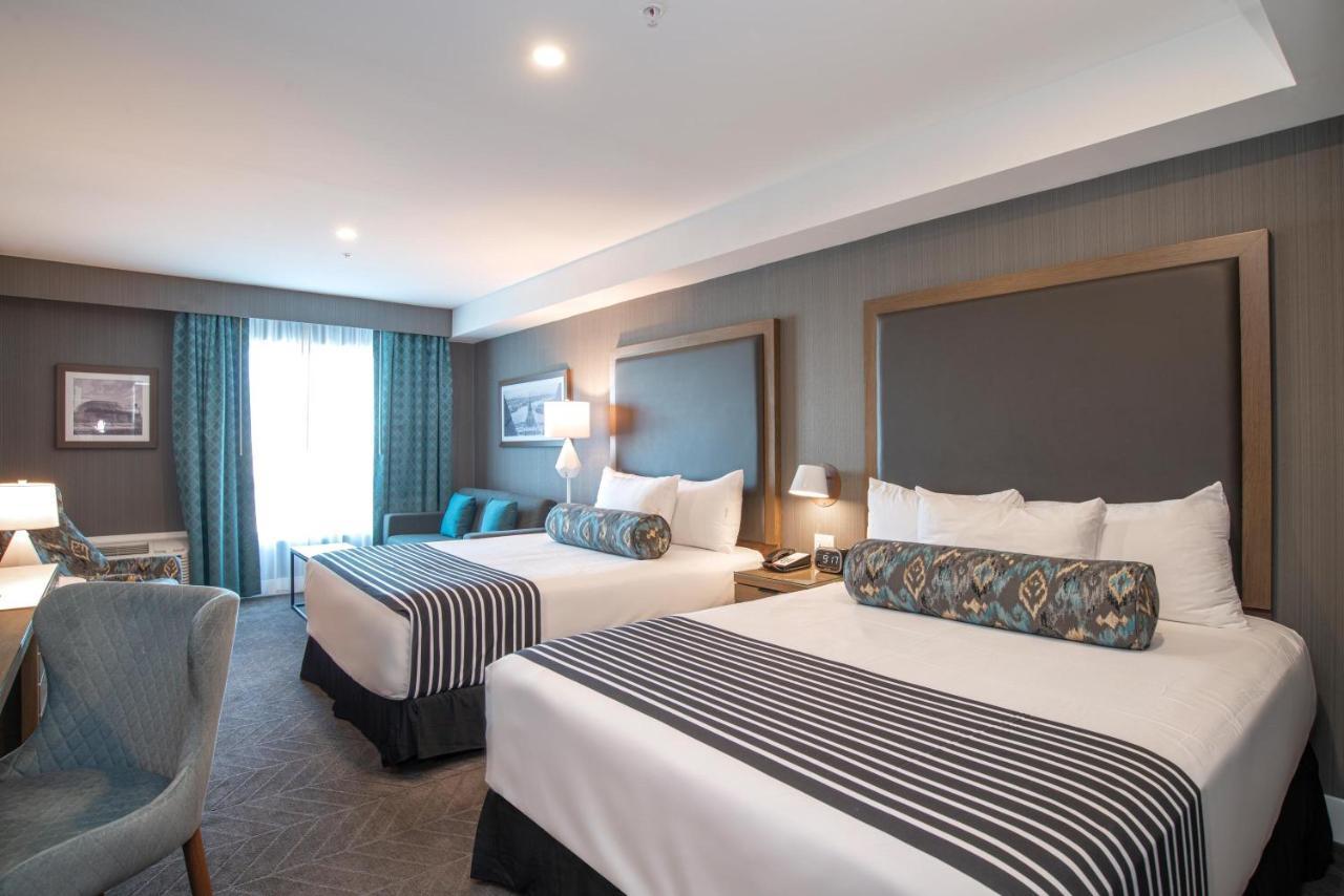 Sandman Signature Ottawa Airport Hotel Екстериор снимка