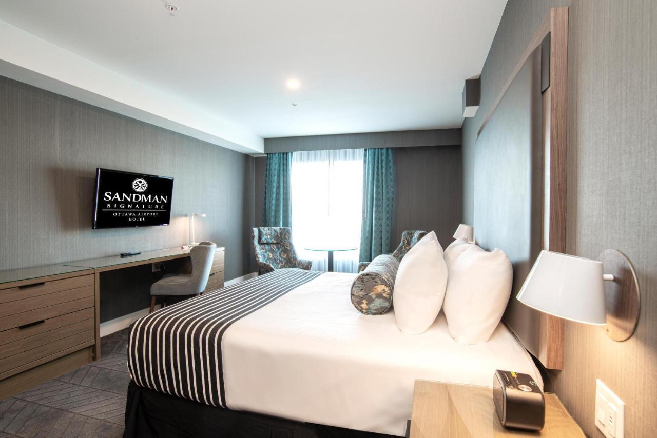 Sandman Signature Ottawa Airport Hotel Екстериор снимка