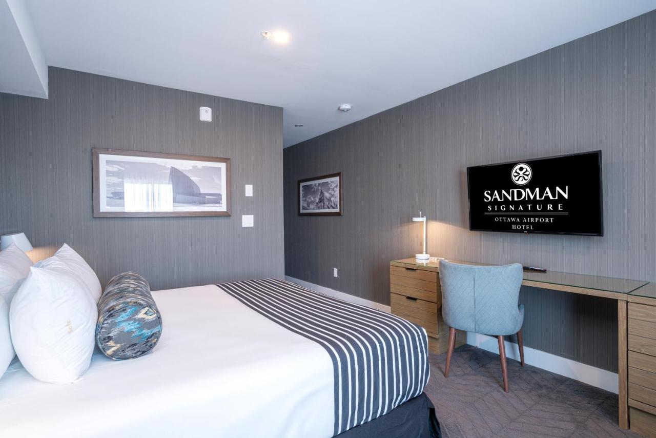 Sandman Signature Ottawa Airport Hotel Екстериор снимка